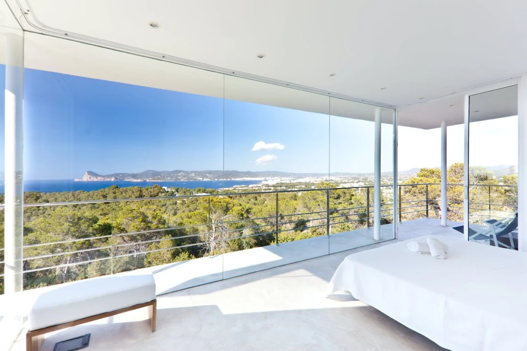 1681371383-Luxury real estates villa to rent Ibiza Azur 15 inside view.webp